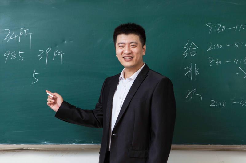 张雪峰怎么评价齐鲁工业大学