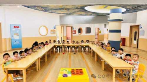 妇幼保健医院的早教老师是干什么的