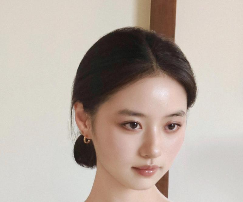 包含小学女生裸妆的图片大全视频的词条
