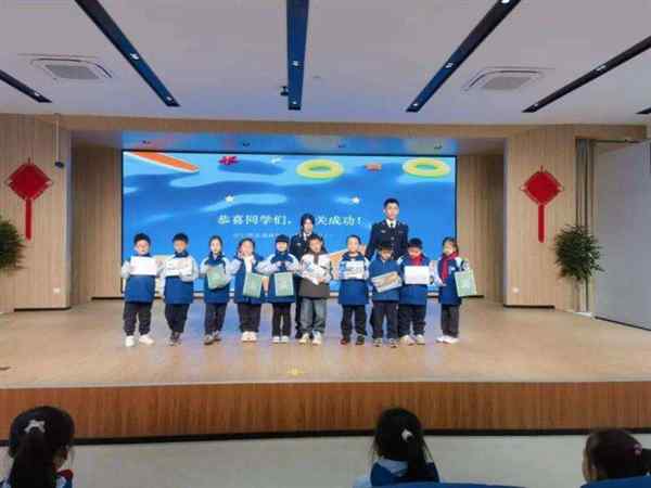 杭州大学路小学对应的初中