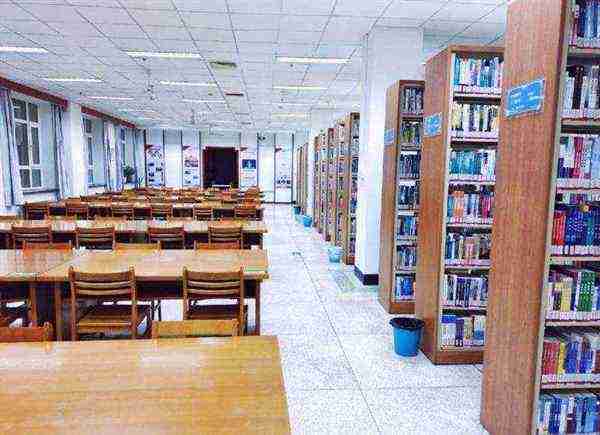 鞍山师范学院图书馆谢稚柳介绍图片