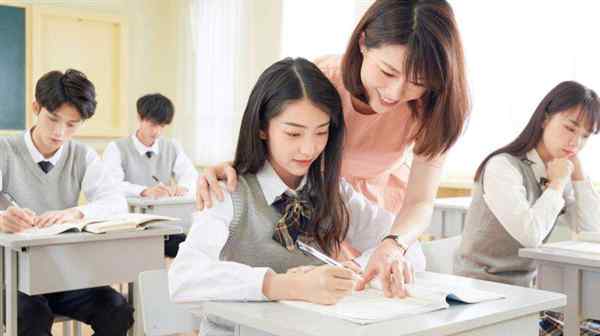 上海育群中学是不是将并入风华