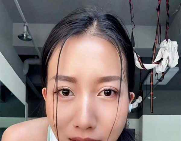 青少年比基尼走秀